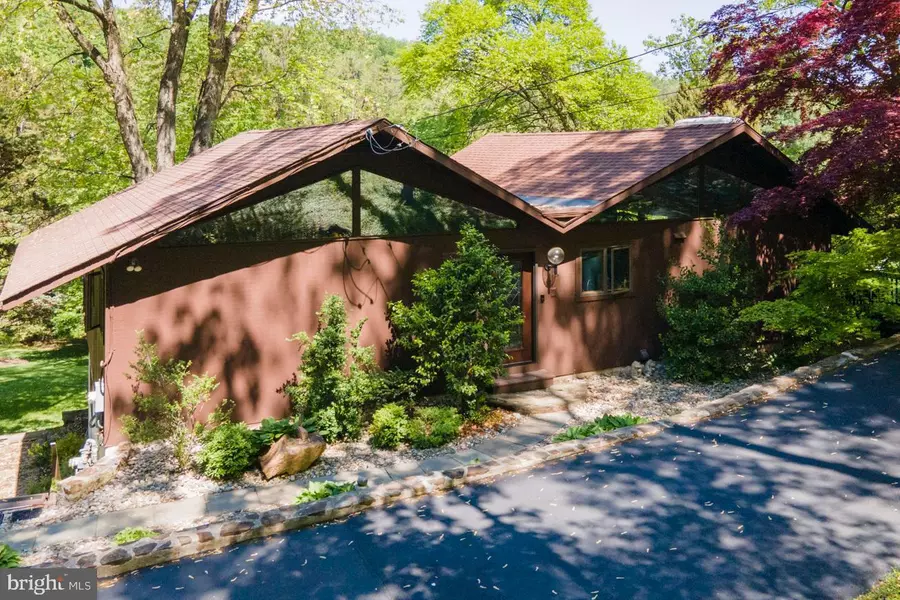 225 JUG HOLLOW RD, Phoenixville, PA 19460