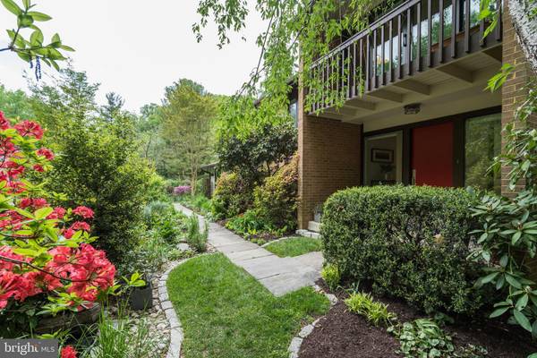 Bethesda, MD 20817,8309 RIVER TRAIL LN