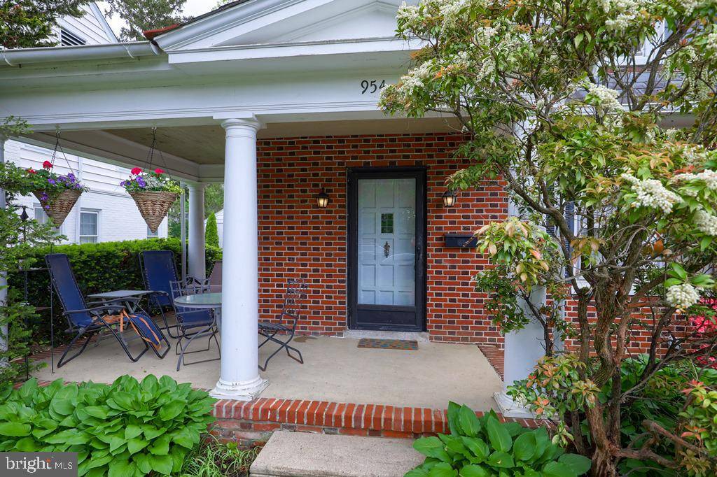 954 HELEN AVE, Lancaster, PA 17601