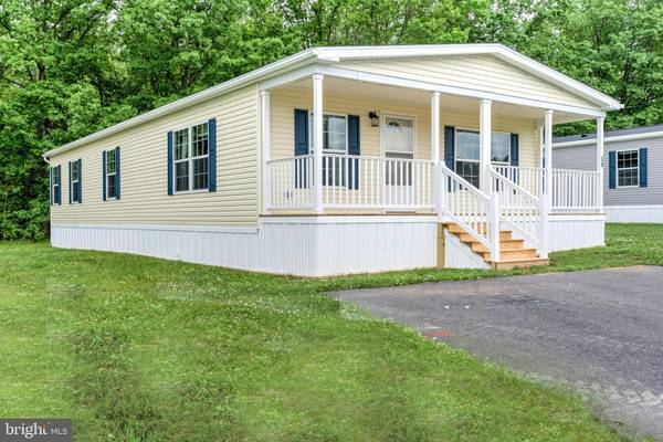 New Bloomfield, PA 17068,27 MEADOWVIEW DR