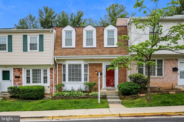 5 COUNTY CT #15-3, Gaithersburg, MD 20878