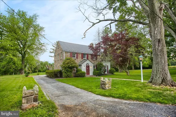 1301 OVERLOOK ST, Dauphin, PA 17018