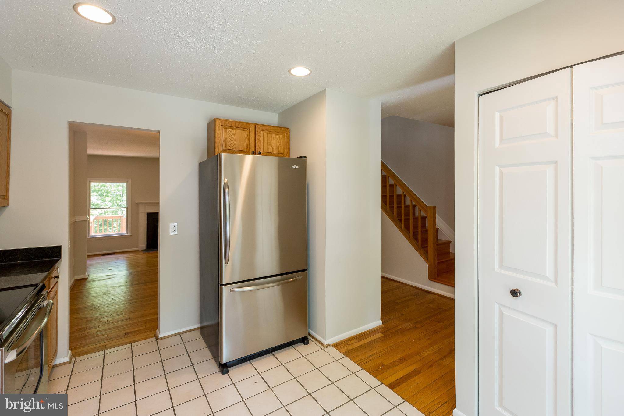 Reston, VA 20190,1664 OAK SPRING WAY