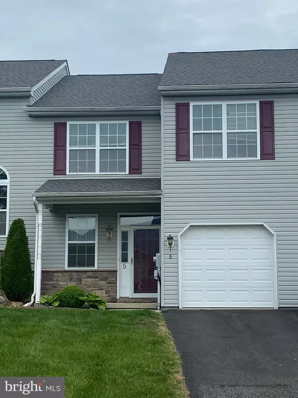 5 EMILY CT, Reading, PA 19606