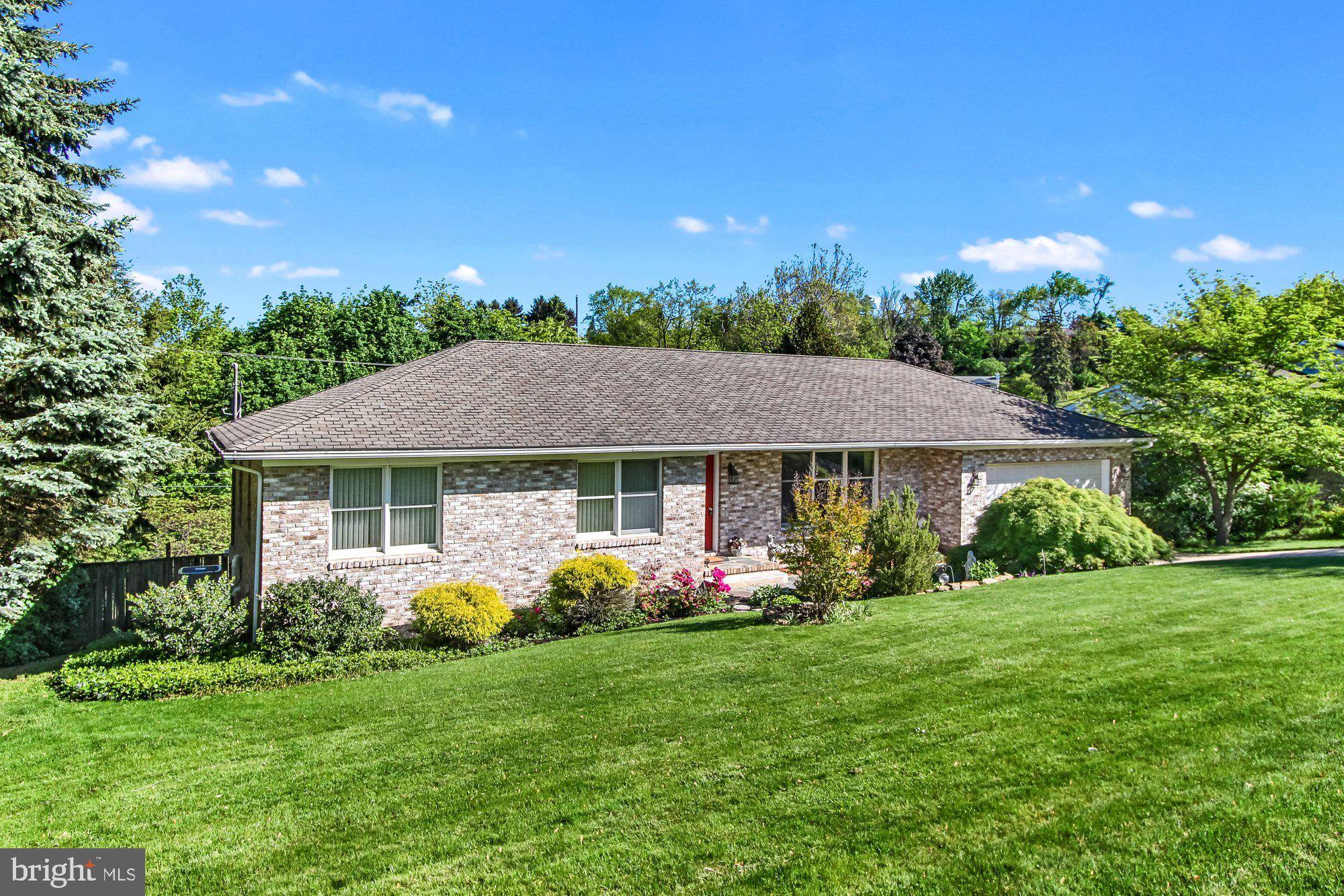 333 GREENDALE RD, York, PA 17403