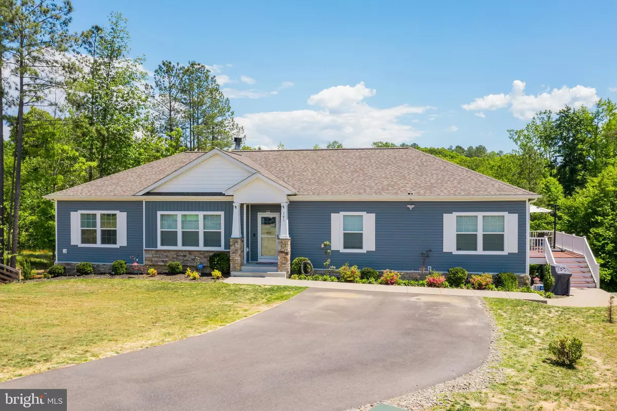 Fredericksburg, VA 22405,141 HICKORY HILL OVERLOOK CT