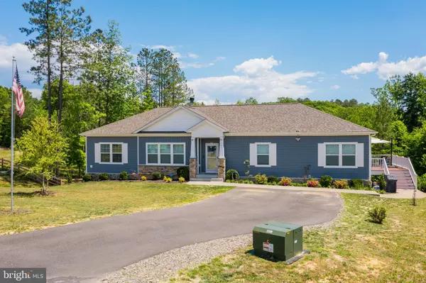 Fredericksburg, VA 22405,141 HICKORY HILL OVERLOOK CT