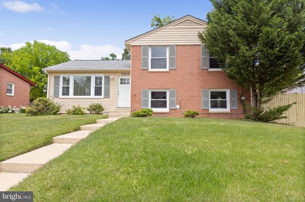 7555 ABBINGTON DR, Oxon Hill, MD 20745