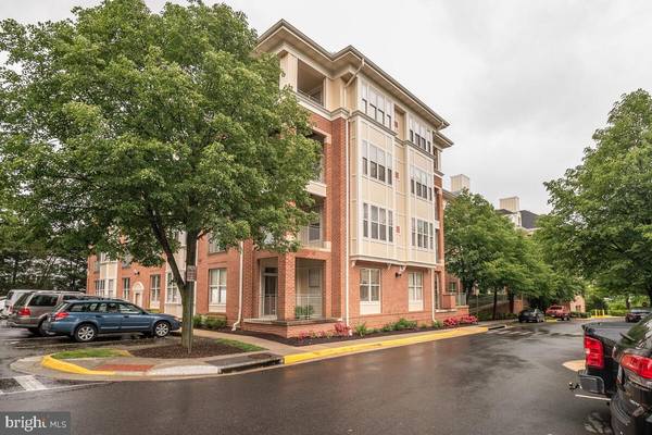 1855 STRATFORD PARK PL #316, Reston, VA 20190