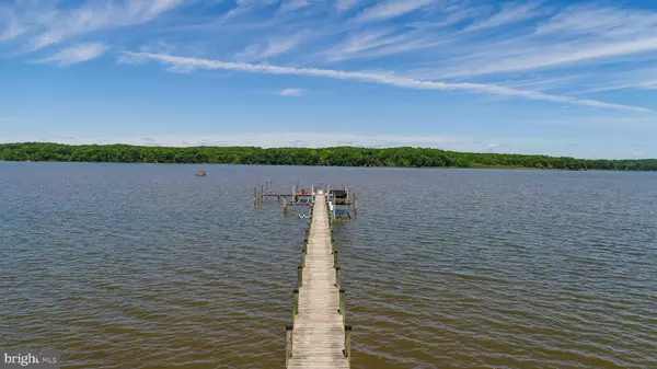 King George, VA 22485,5898 COVE HARBOUR