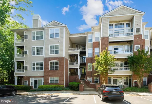 4210 MOZART BRIGADE LN #W, Fairfax, VA 22033