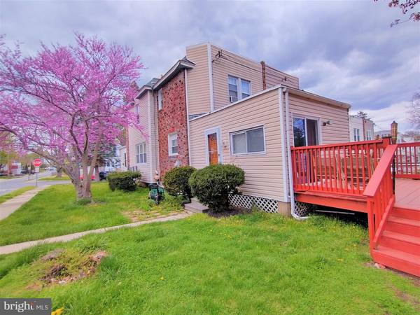 128 W PLUMSTEAD AVE, Lansdowne, PA 19050