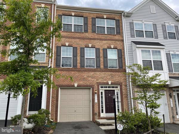 9031 CHRISTINA PL, Manassas Park, VA 20111