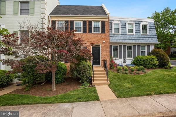 6748 TOWNE LANE RD, Mclean, VA 22101