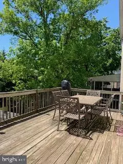 Baltimore, MD 21236,25 WOLF TRAP CT