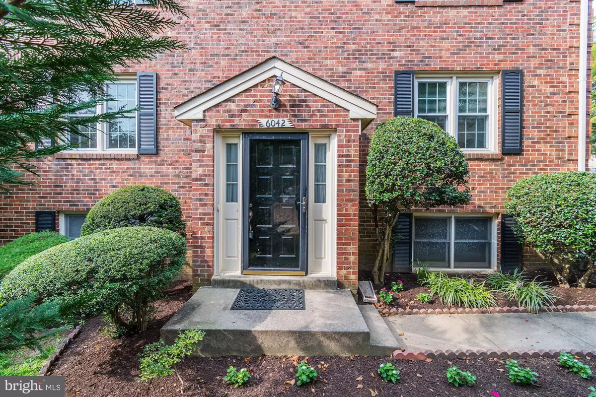 Alexandria, VA 22312,6042 MORGAN CT