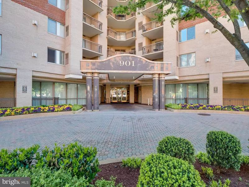 901 N MONROE ST #1307, Arlington, VA 22201