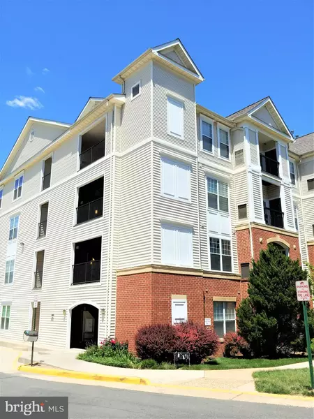 11326 ARISTOTLE DR #4-403, Fairfax, VA 22030