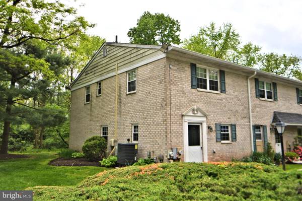 17 CAVENDISH DR, Ambler, PA 19002