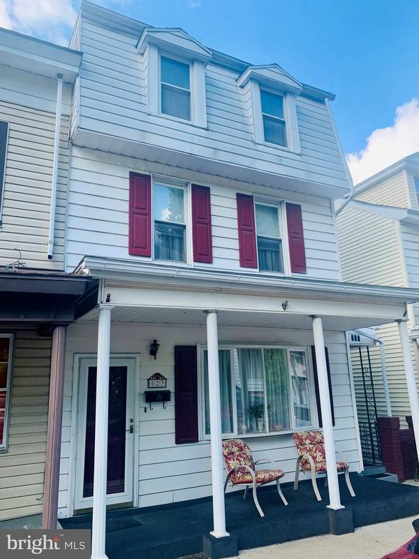 523 WALNUT ST, Ashland, PA 17921