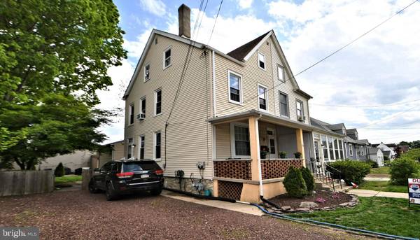 200 PLYMOUTH AVE, Oreland, PA 19075