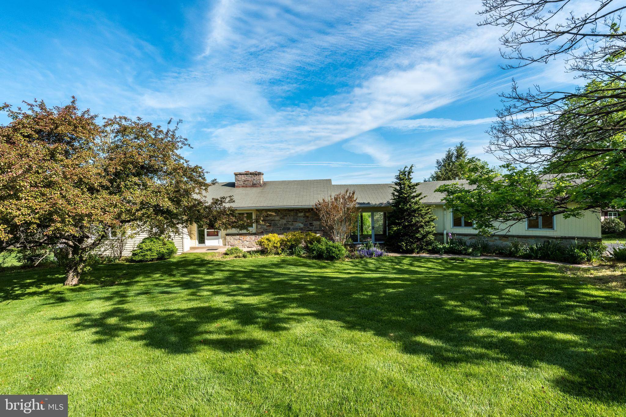 Schwenksville, PA 19473,891 LEDERACH CROSS RD