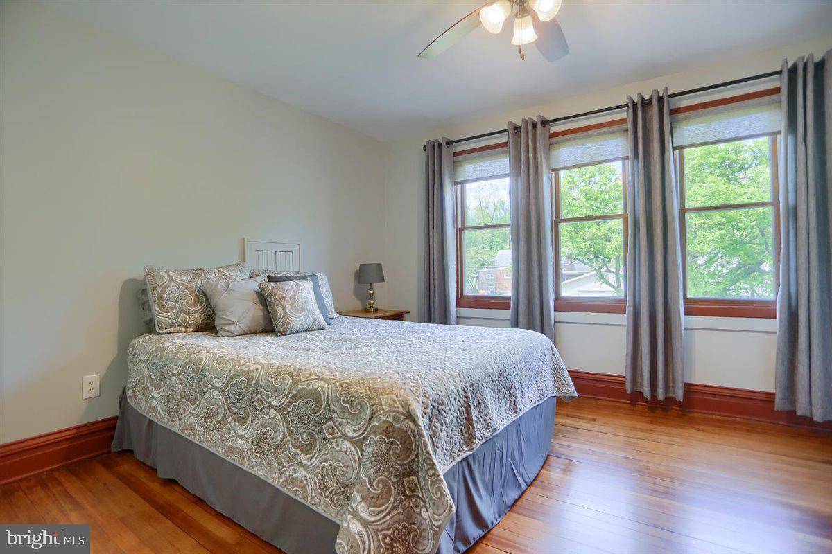 Highspire, PA 17034,388 HIGH ST