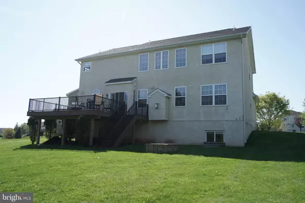 Harleysville, PA 19438,2204 SMITHFIELD CT