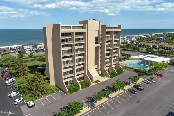 21 OCEAN DR #909, Rehoboth Beach, DE 19971