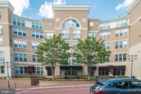 Reston, VA 20190,12000 MARKET ST #190