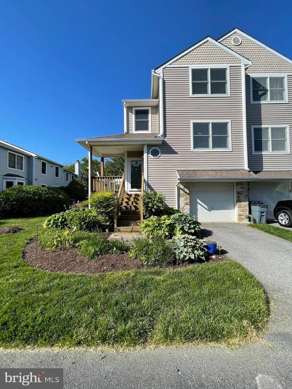 201 SCHOONER WAY #49, Chester, MD 21619