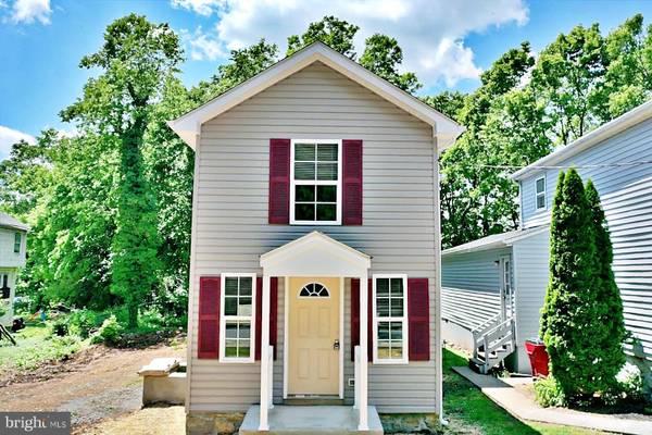 416 SOUTH CHARLES ST, Charles Town, WV 25414