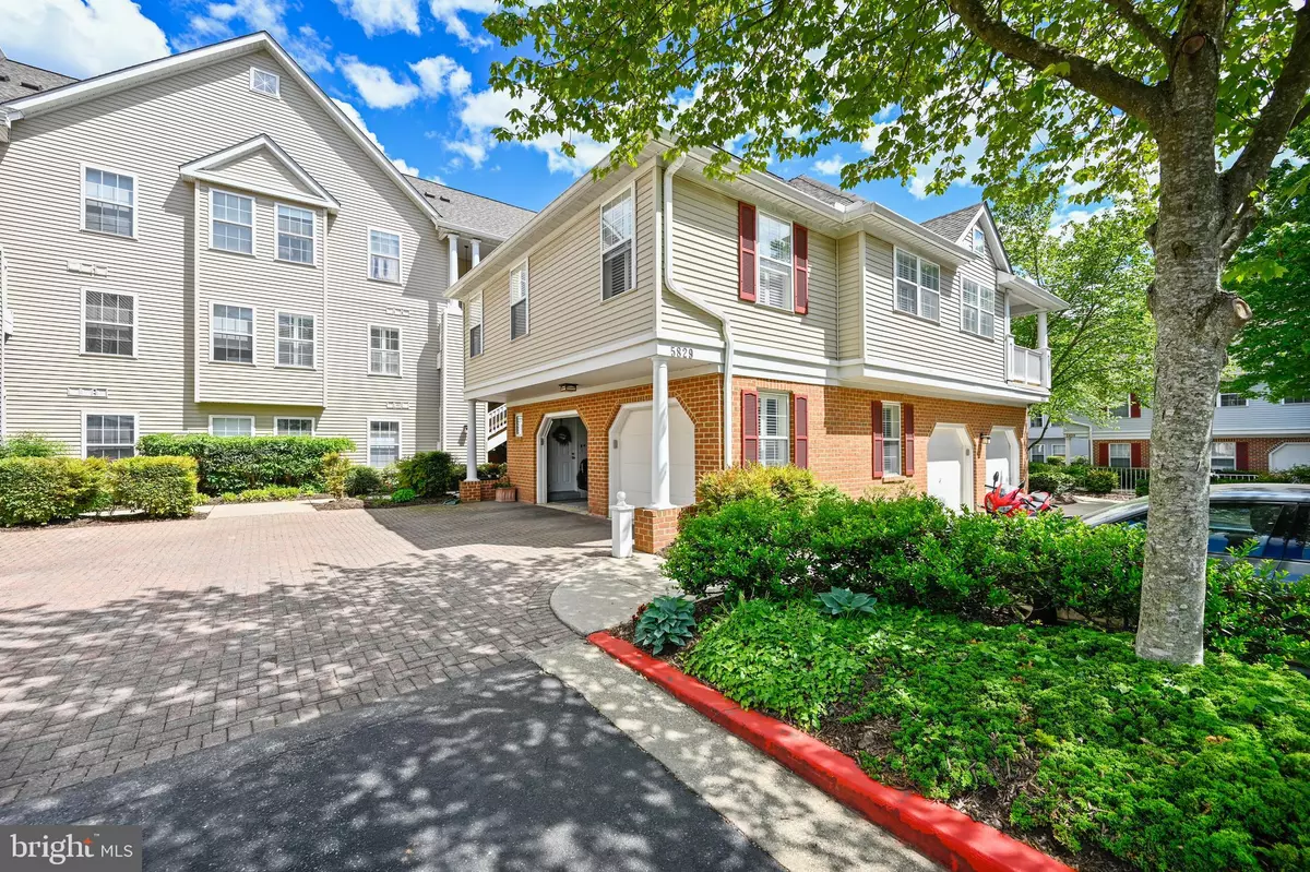 Columbia, MD 21044,5829 WYNDHAM CIR #204