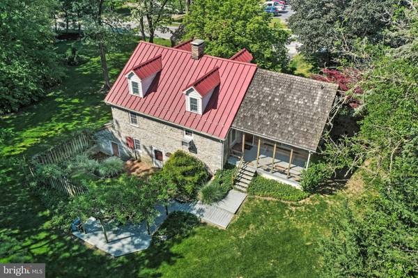 45 HOKES MILL RD, York, PA 17404