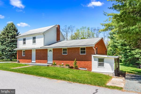 Mont Alto, PA 17237,118 POPLAR ST