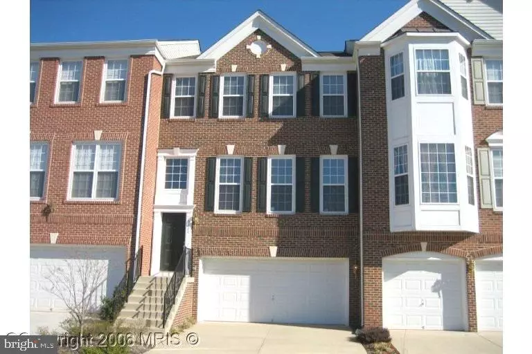 22724 LAMOREAUX LANDING SQ, Ashburn, VA 20148