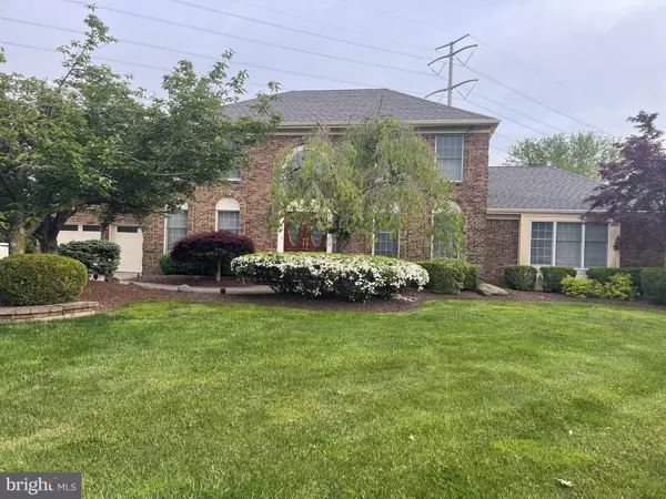 Princeton Junction, NJ 08550,10 WALNUT CT