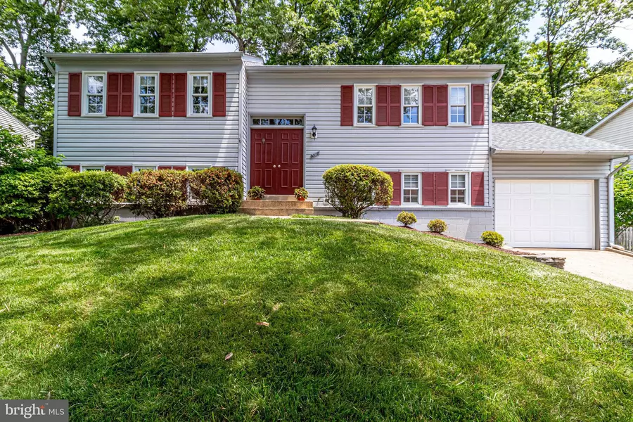 9312 WINBOURNE RD, Burke, VA 22015