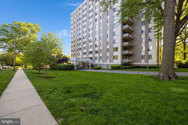 Bethesda, MD 20814,8315 N BROOK LN #2-1101