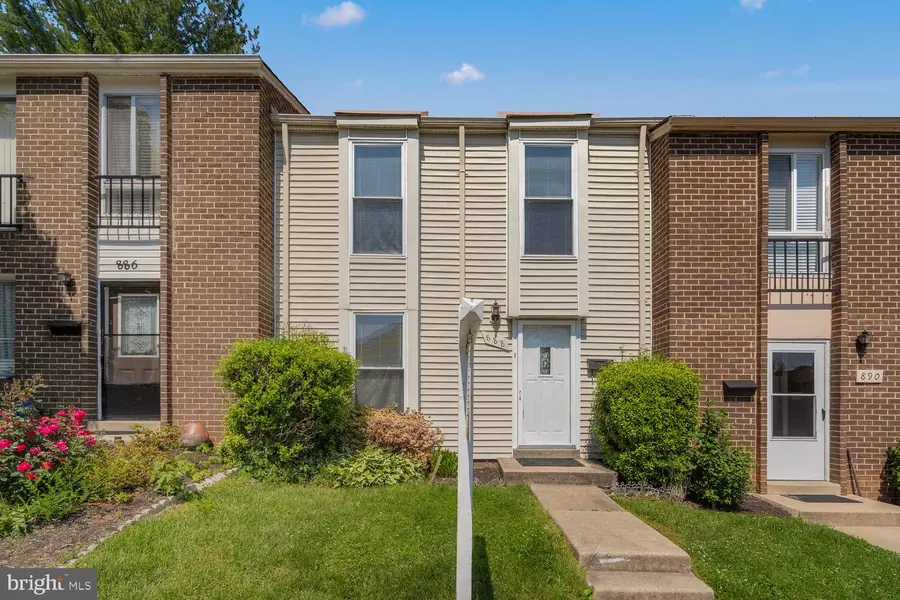 888 W SIDE DR #15-G, Gaithersburg, MD 20878