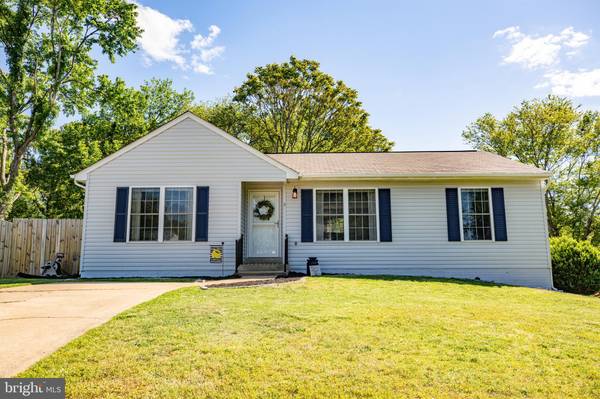 5 LAVELLE DR, Fredericksburg, VA 22407