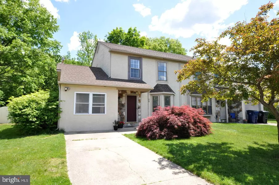 38 FULMAR DR, Voorhees, NJ 08043