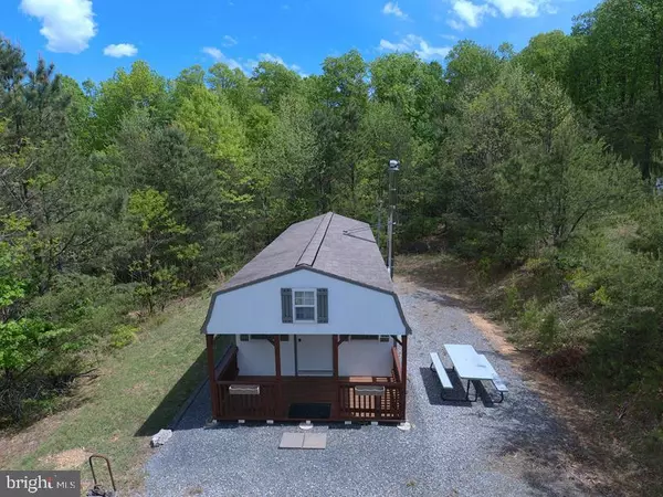 Wardensville, WV 26851,823 PINE RIDGE EXT