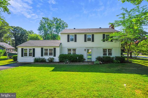 4 SEVERNDALE RD, Severna Park, MD 21146