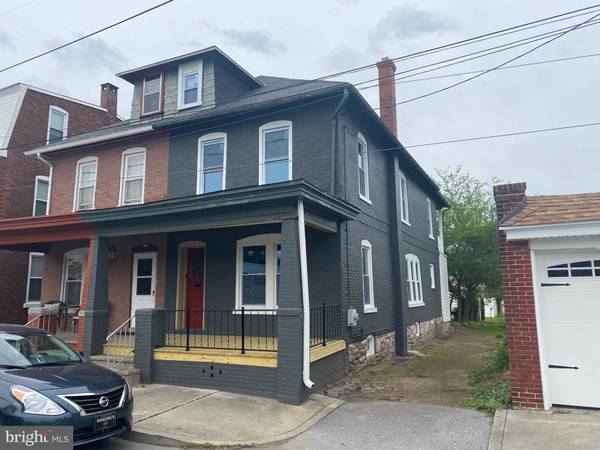 113 S 2ND ST, Lebanon, PA 17042