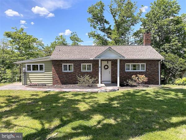 Perkiomenville, PA 18074,53 WALNUT LN