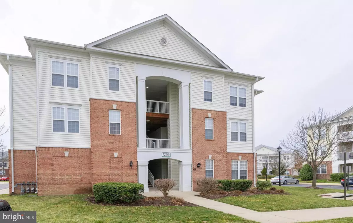 Brambleton, VA 20148,42470 PENNYROYAL SQ #304