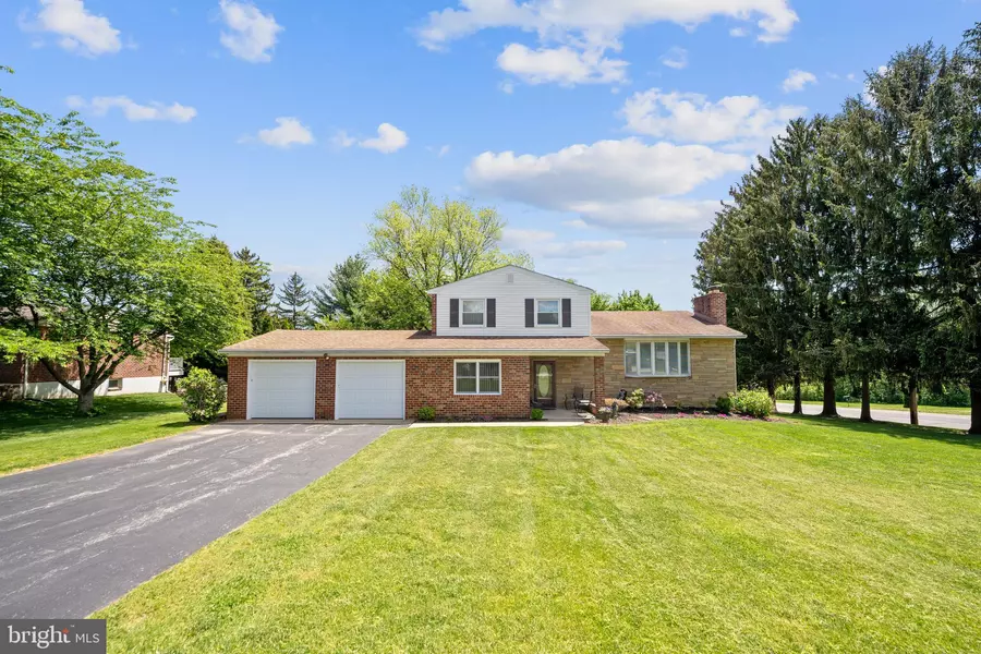 38 DOE LN, Malvern, PA 19355