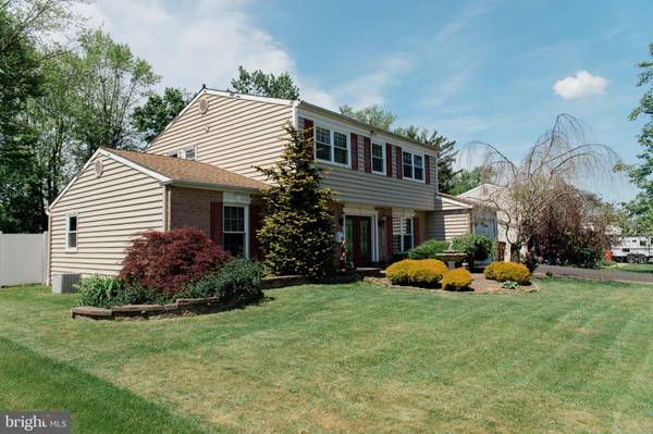 Warminster, PA 18974,754 COTLAR LN