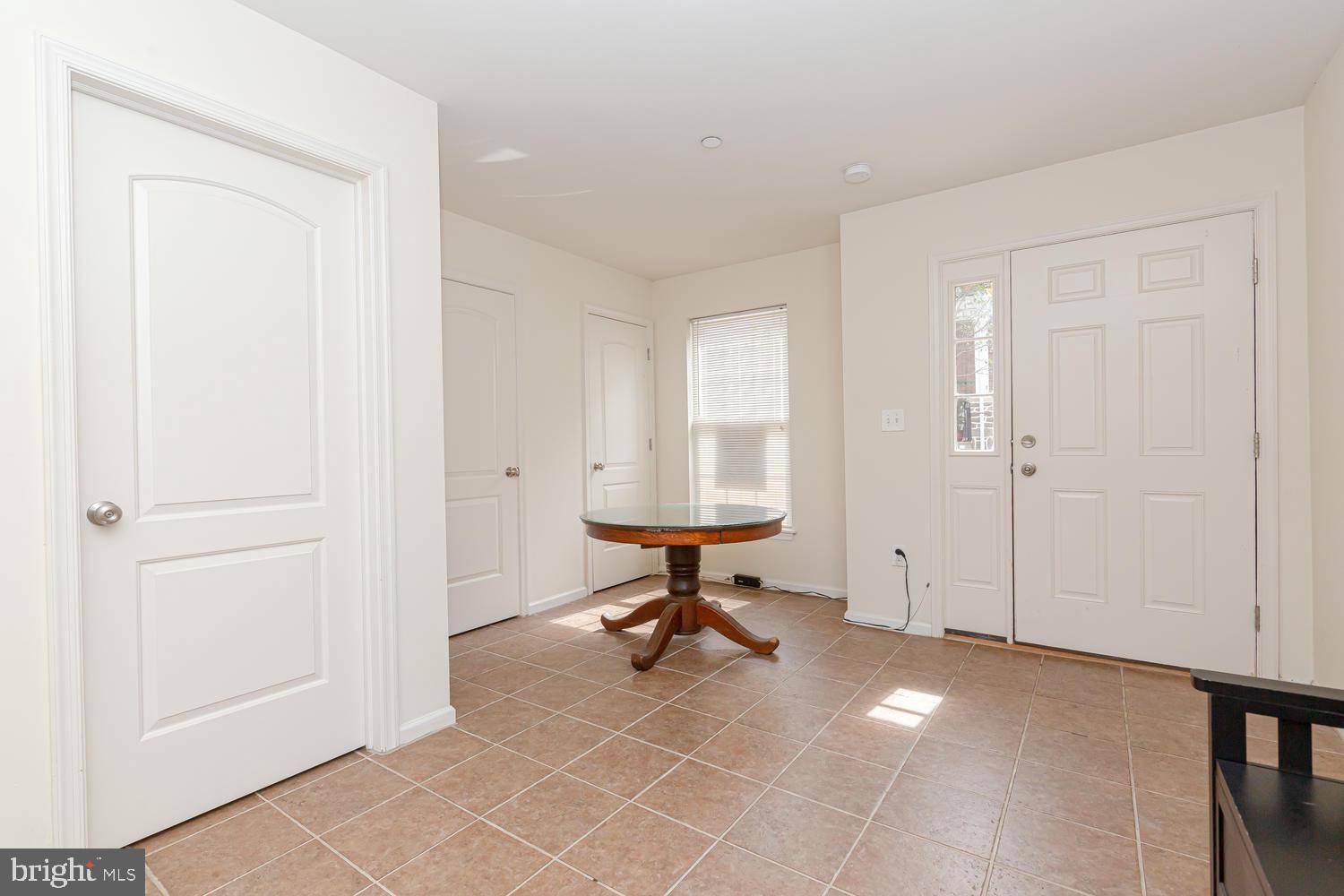 Philadelphia, PA 19128,444 DUPONT ST